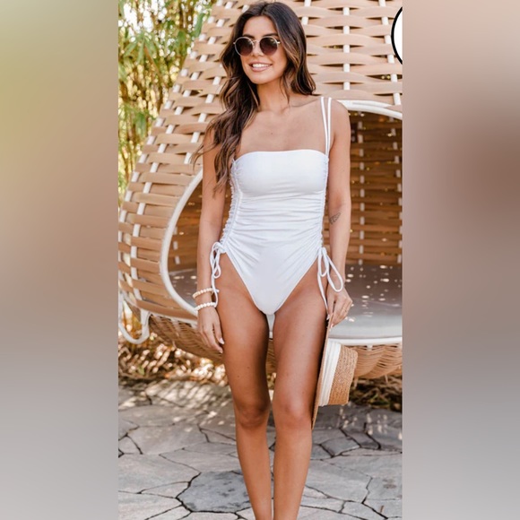 NEW White One Piece Bathingsuit in Medium - Picture 1 of 12
